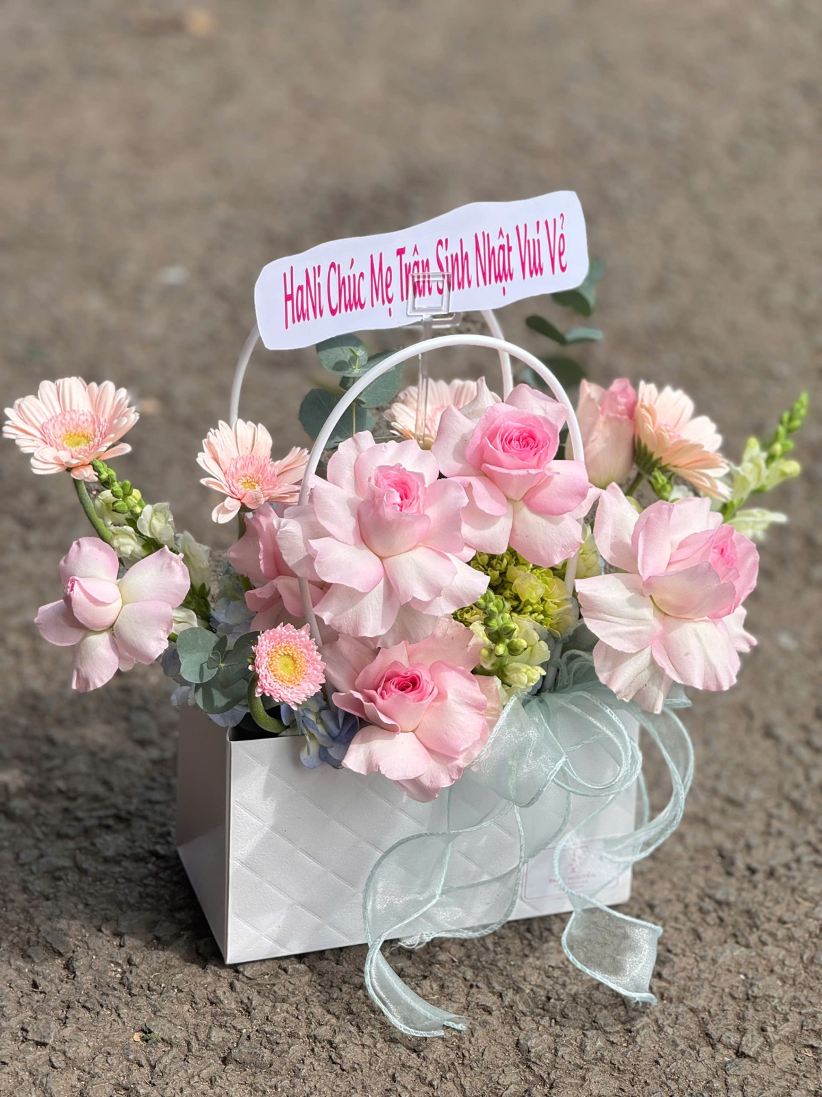 Giỏ Hoa Tươi Chúc Mừng TN76