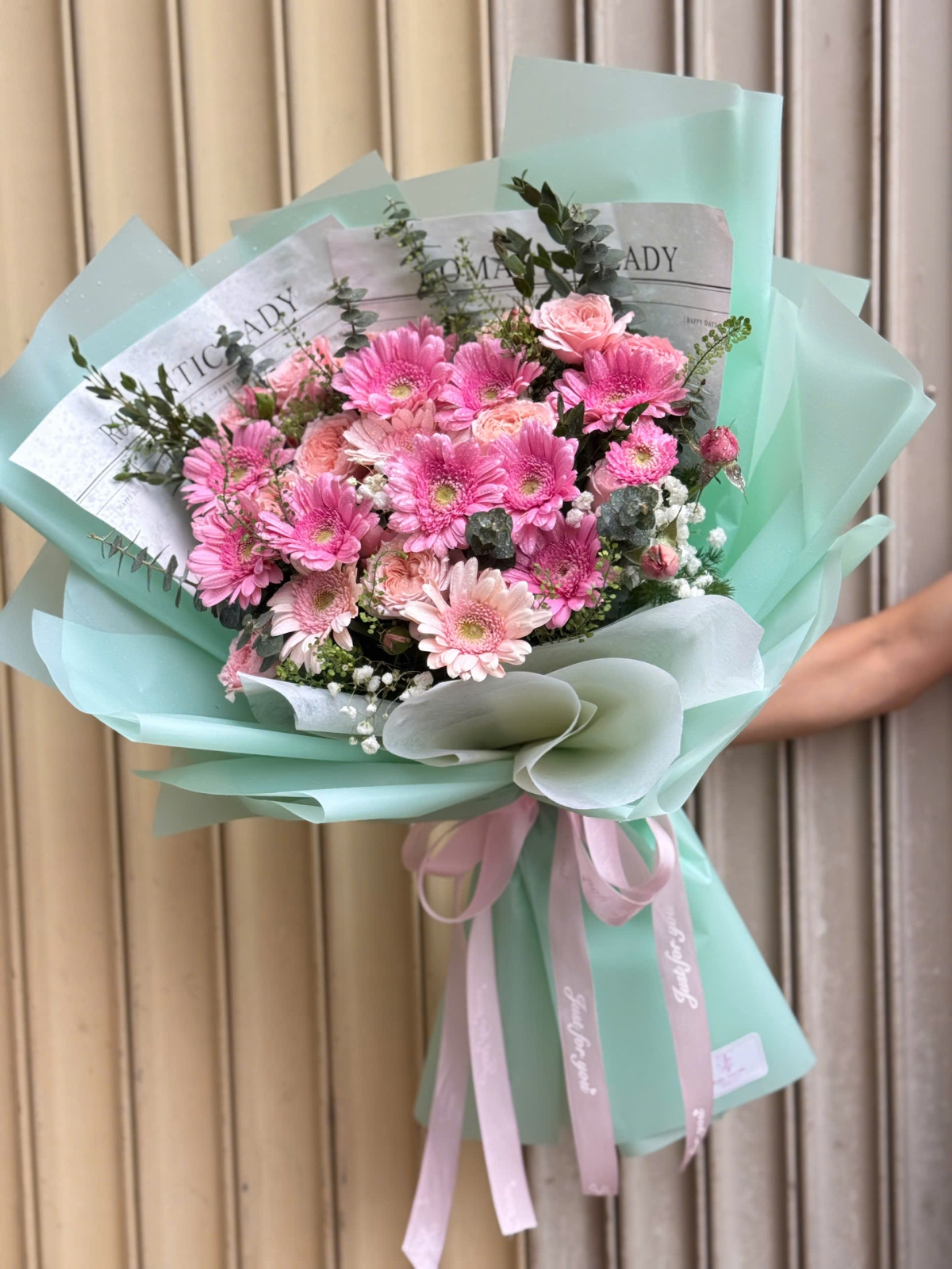 Hoa Tươi Chúc Mừng - TN268